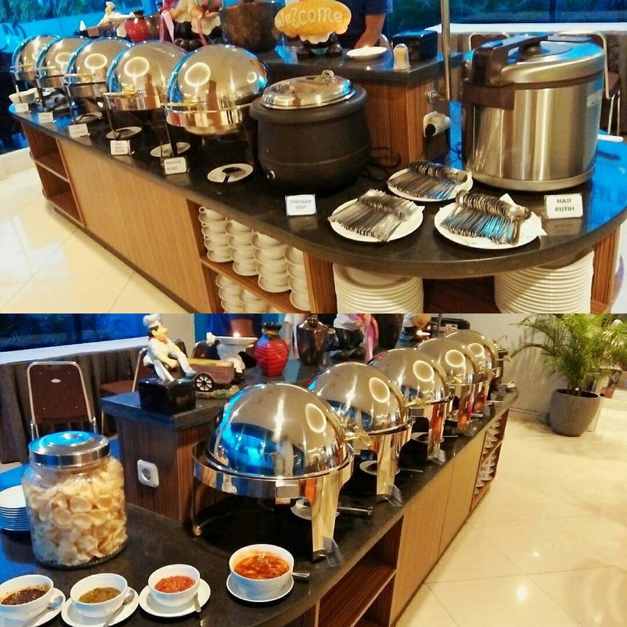 News Hotel Waru Sidoarjo Exteriér fotografie